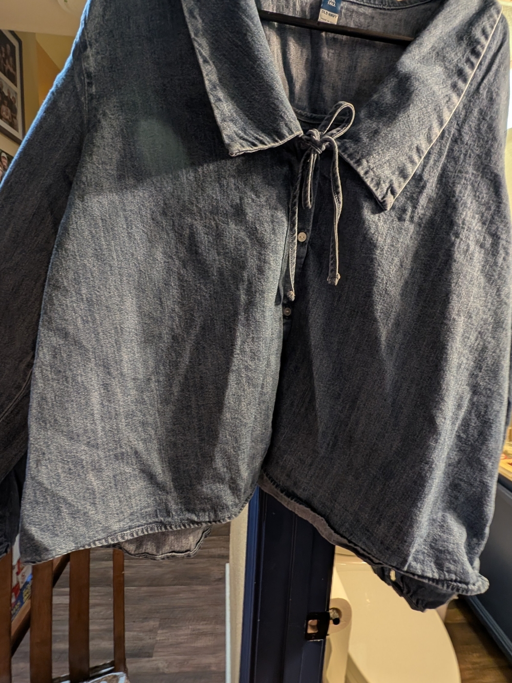 Old Navy XXL Tall Chambray Denim Sailor Collar Tie Neck Blouse 100% Cotton
